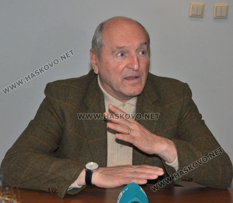 Михаил Касабов 