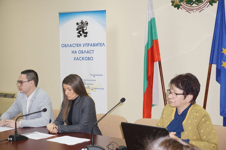 Институциите в Хасково с механизъм за задържане на децата в образованието