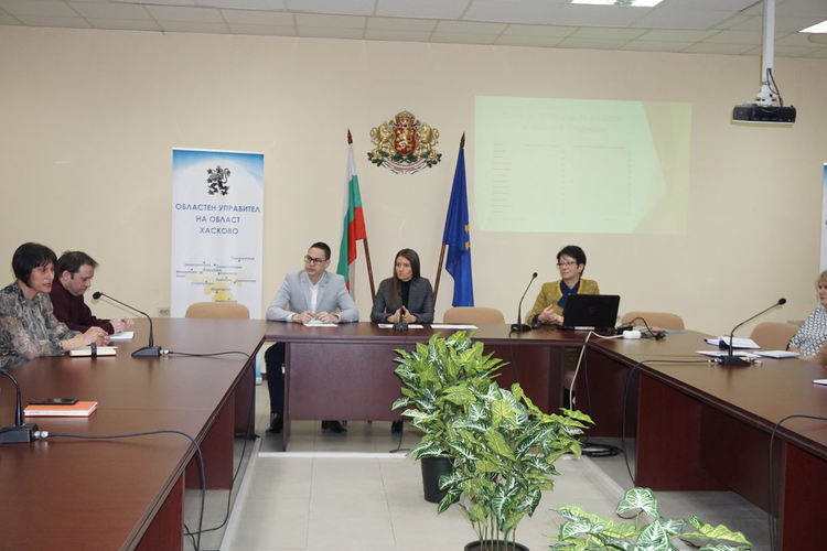 Институциите в Хасково с механизъм за задържане на децата в образованието