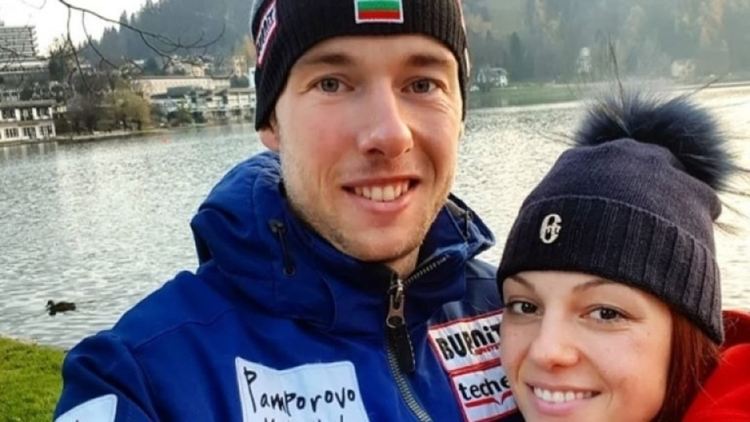 Щастливите родители и спортисти по биатлон Димитър и Десислава, снимка:topsport.bg