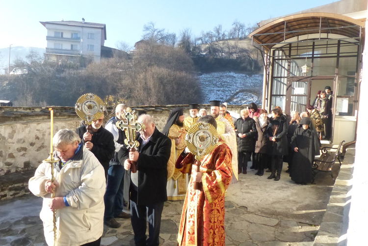 Чепеларе почете храмовия празник на църквата "Св. Атанасий Велики"