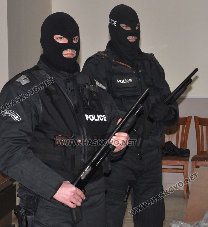 Обвинения за сводници, осигурявали проститутки в Свиленград