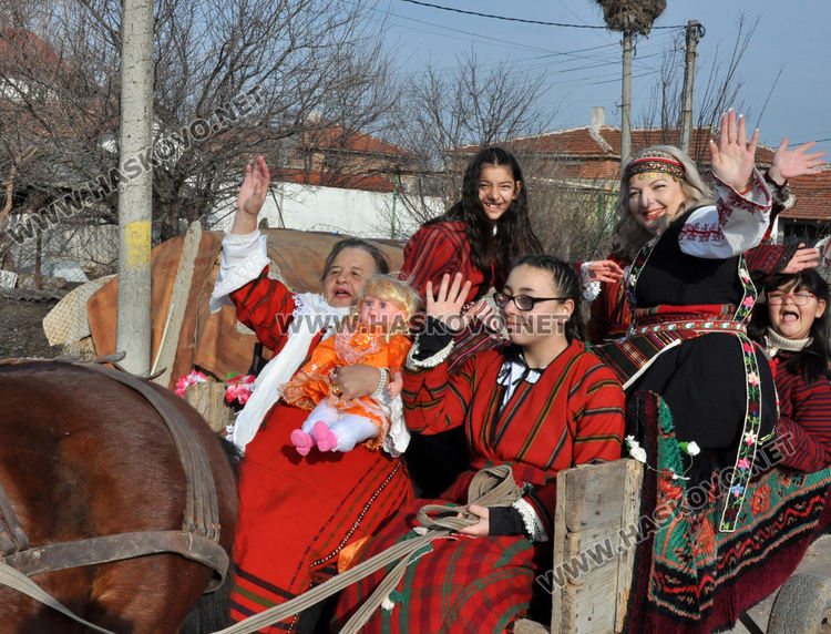 По стара традиция отбелязаха Бабинден в Узунджово 