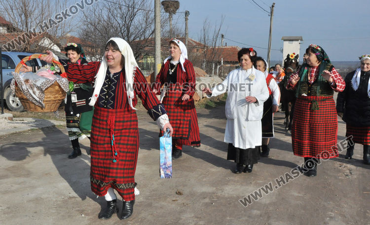 По стара традиция отбелязаха Бабинден в Узунджово 