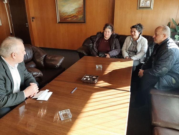 Двете майки, придружени от кмета на Смилян Чавдар Червенков, днес се срещнаха с кмета Мелемов