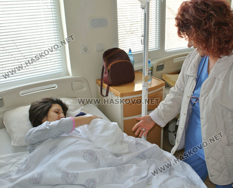 Да стане доктор, ориса Георги ст. акушерка Паулина Талева