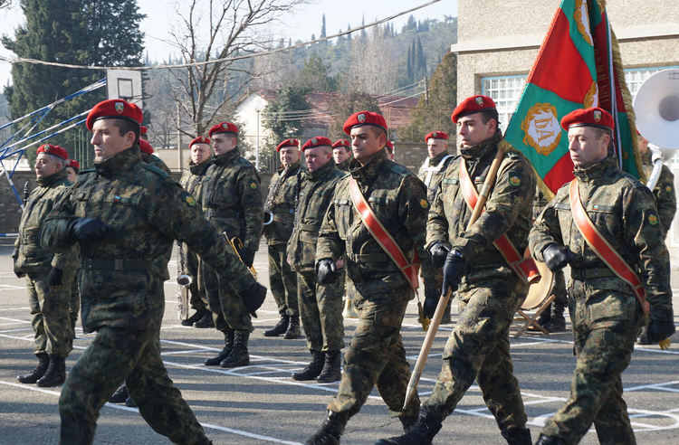 Четири дами от Хасковското поделение са вече официално в редиците на Българската армия