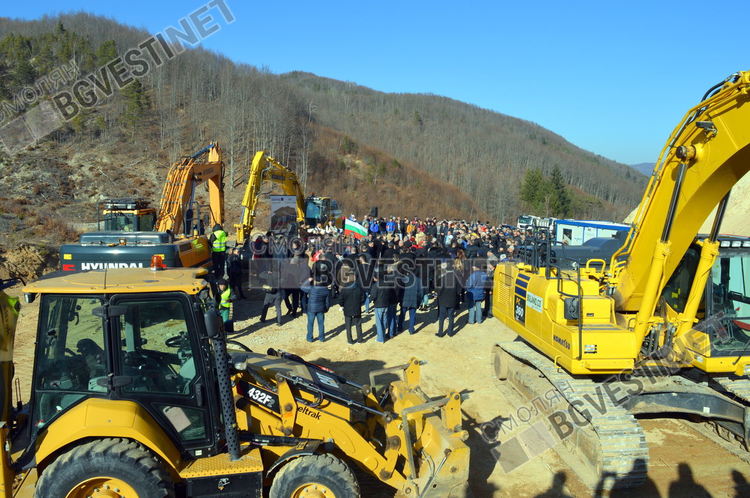 След четвърт век очакване: направиха първата копка на Граничния пункт Рудозем-Ксанти