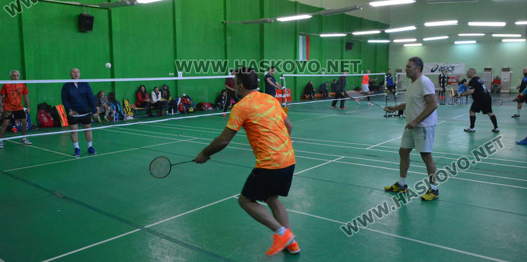 110 бадминтонисти от 5 държави се включиха в Международния турнир "Братя Касабян"
