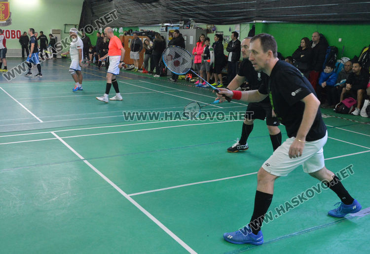 110 бадминтонисти от 5 държави се включиха в Международния турнир "Братя Касабян"