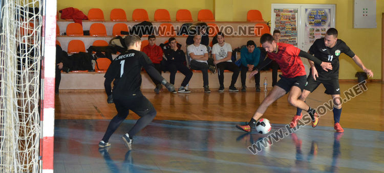 8 отбора спорят в турнир по мини футбол „Купата на кмета 2020“