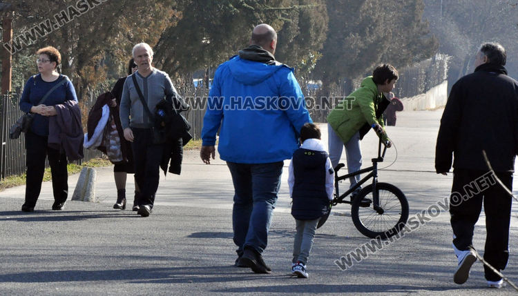 Температурен рекорд в Хасково, живакът стигна 15.5 градуса
