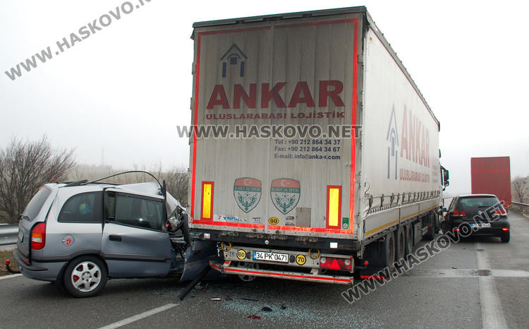 Верижна катастрофа затвори магистрала „Марица” до Свиленград