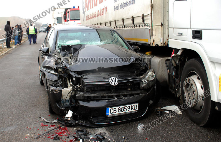 Верижна катастрофа затвори магистрала „Марица” до Свиленград