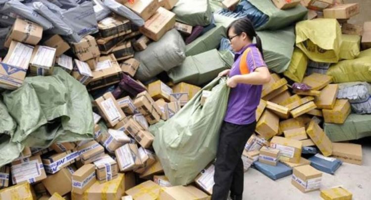 Може ли коронавирусът да се предава чрез получените от Китай поръчки?