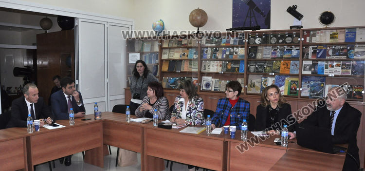 Планетариумите ще бъдат дигитализирани, за да привличат интереса към природните науки на учениците