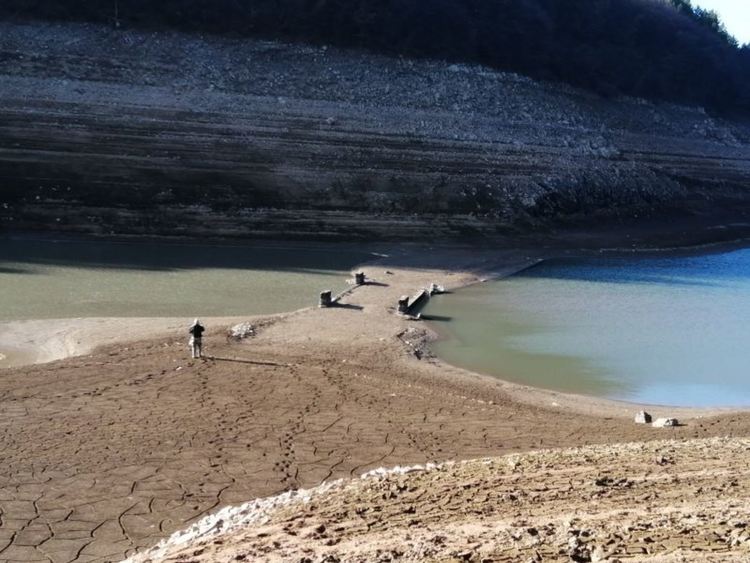 Трайте, перничани: удължиха бедственото положение