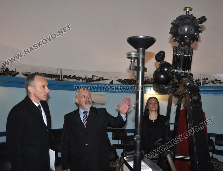 Планетариумите ще бъдат дигитализирани, за да привличат интереса към природните науки на учениците