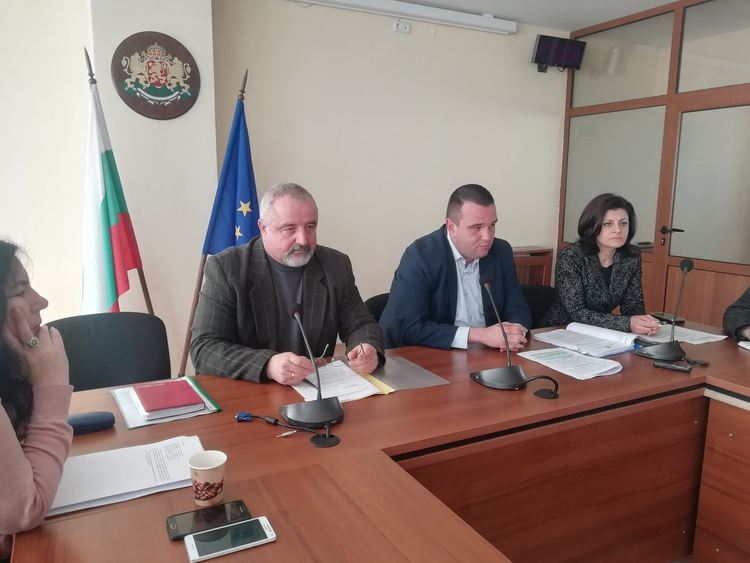 Най-много деца извън училище има в Кърджали,Момчилград и Кирково