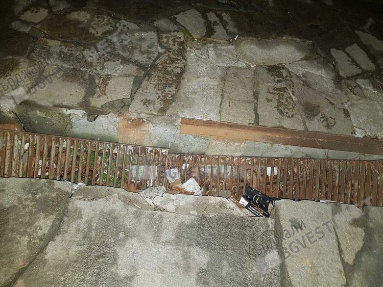 Дете попадна в пропаднали дъждоприемни шахти до Белия кораб,късмет е, че не пострада сериозно