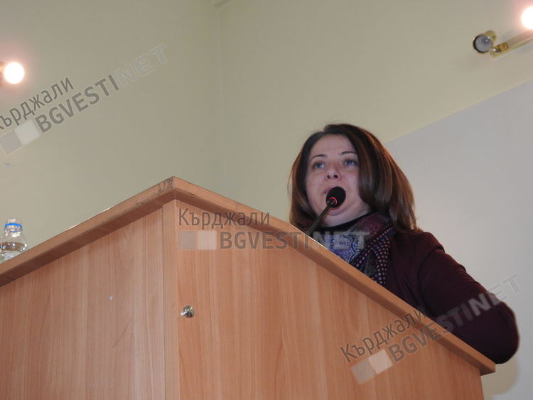 Веселина Тихомирова