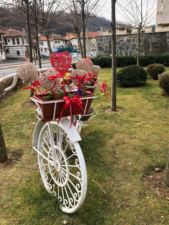 Златоград грейна с нова украса за Свети Валентин