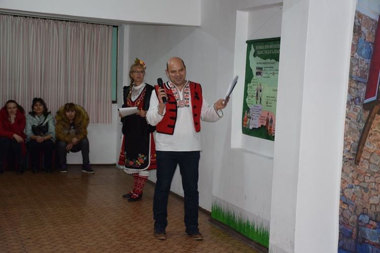 В "Евридика" започнаха семинари, посветени на фолклорните области в България