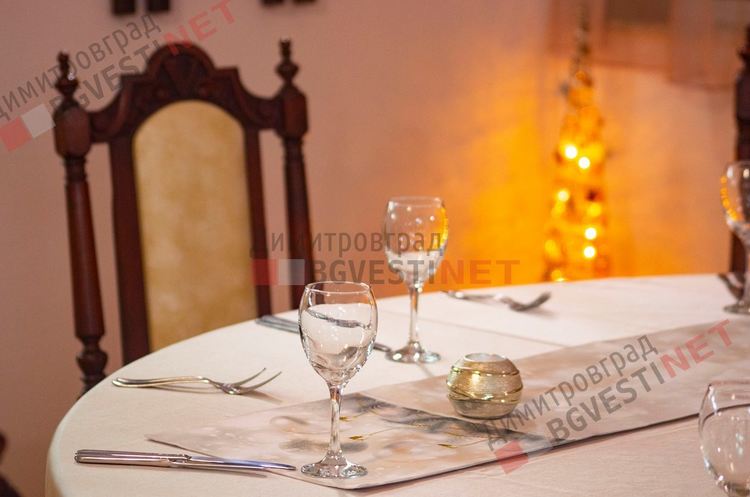 Романтична вечер за Свети Валентин в обновения ресторант на хотел Славяни