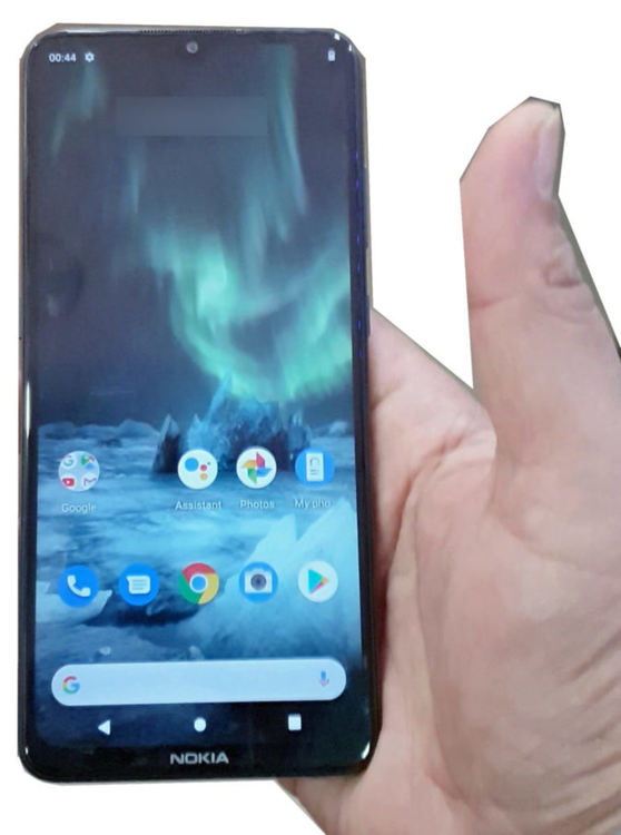 Появиха се снимка и данни за новия бюджетен Nokia Captain America