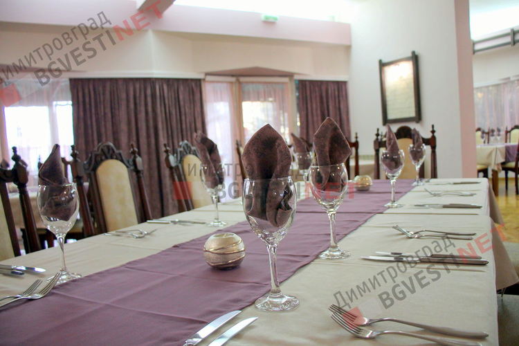 Романтична вечер за Свети Валентин в обновения ресторант на хотел Славяни