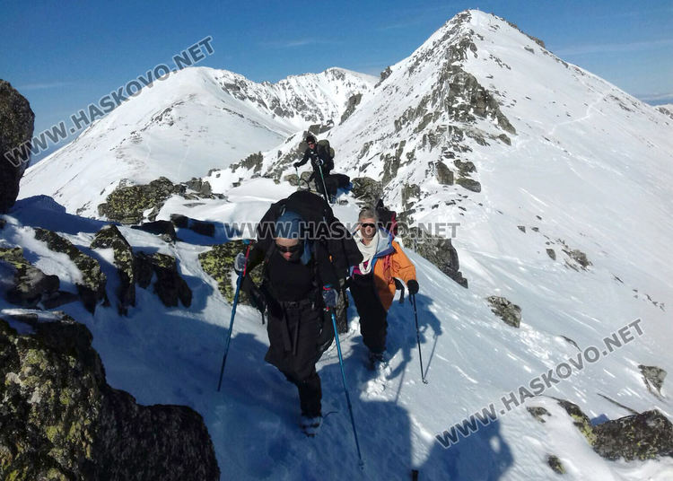Изкачват най-високите върхове около България в навечерието на 60 години Алпийски клуб -Хасково 