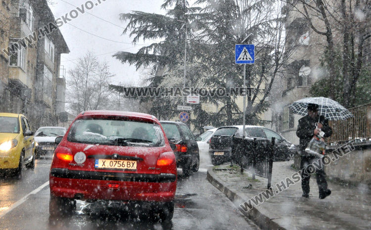 Жълт код за вятър с дъжд и сняг в Хасковско