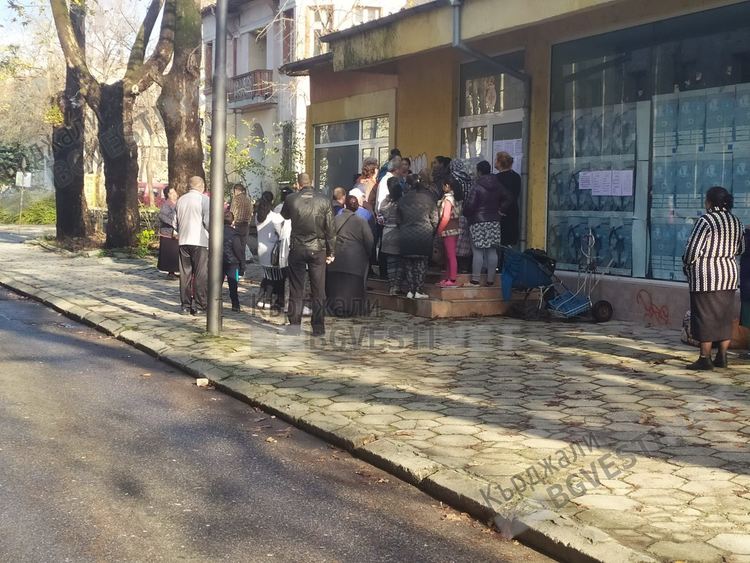 Седем от осемте Временни пункта за раздаване на индивидуални хранителни пакети на БЧК приключиха своята работа