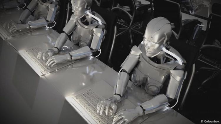 Летящи коли, изкуствен интелект, 6-часов работен ден - няколко прогнози за света през 2030