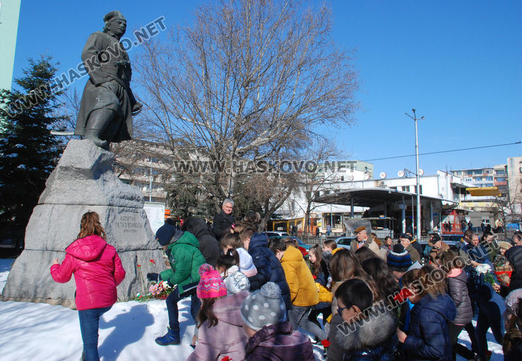 120 г. от кончината на Капитан Петко. Заветът: Да няма свирепи политически страсти, на които жертва да са големите герои на България