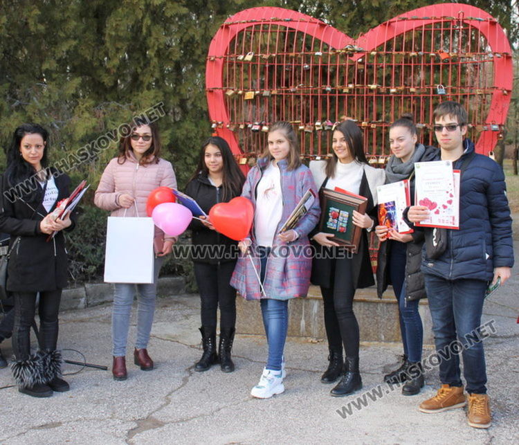 Поезия в конкурс "Усещане за любов"