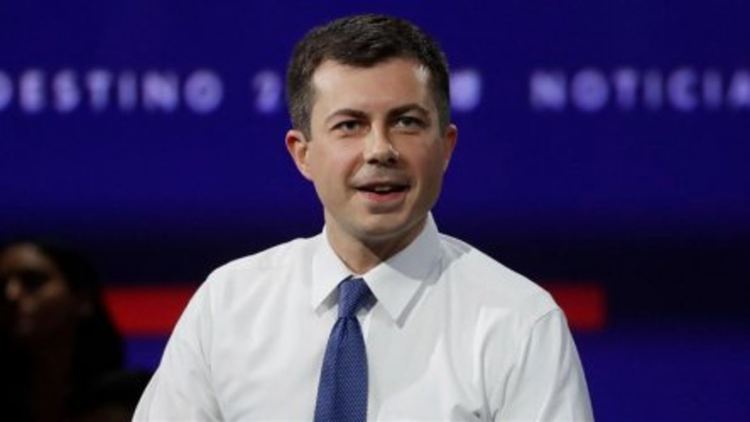 Пийт Бутиджидж спечели изборите на демократите в Айова за кандидат за президент