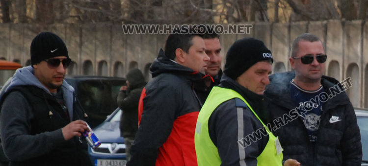 Млада жена пострада при катастрофа между Ауди и БМВ