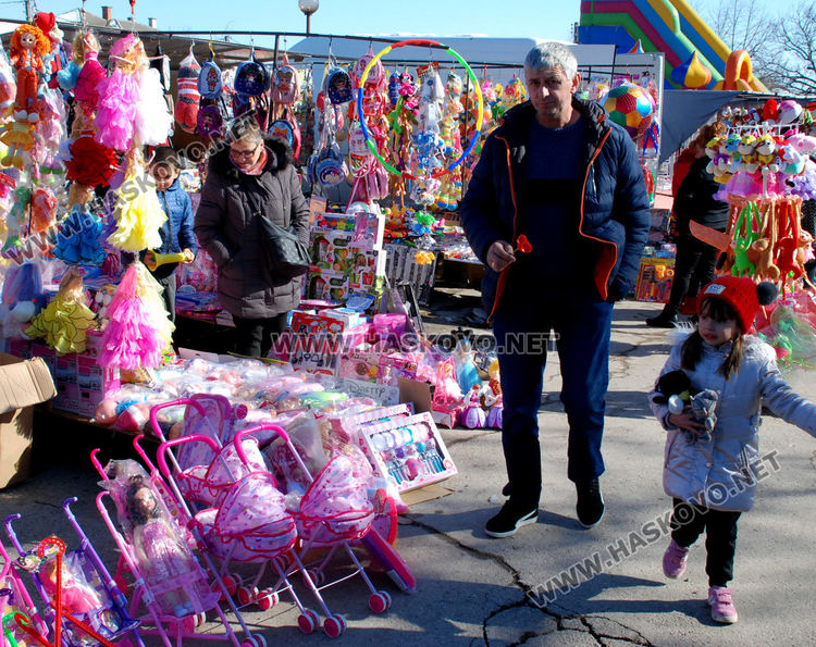 Народна музика, хоро и скара за празника на „Болярово”