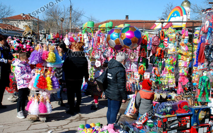 Народна музика, хоро и скара за празника на „Болярово”