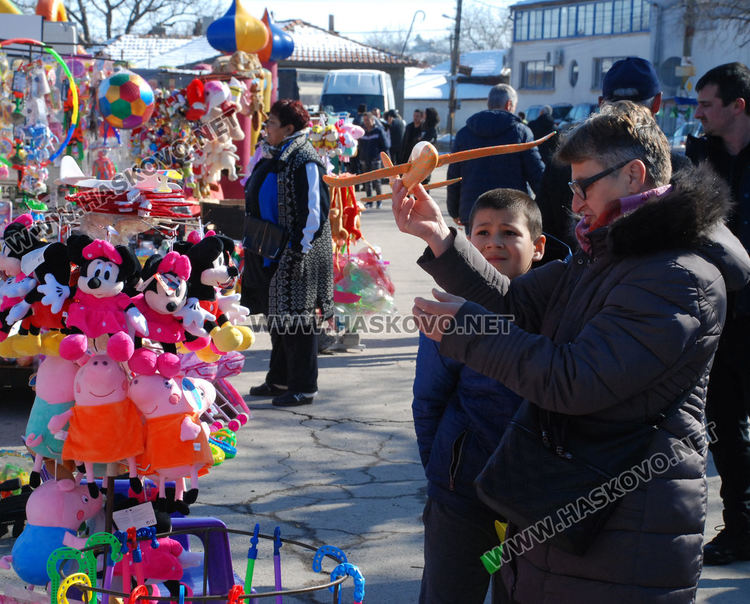 Народна музика, хоро и скара за празника на „Болярово”