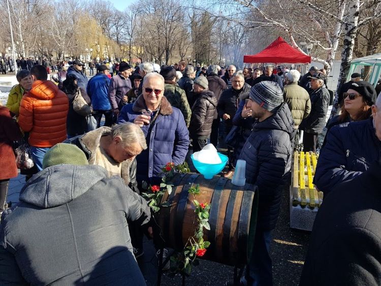 Баш майсторът на виното тази година е Петър Караславов