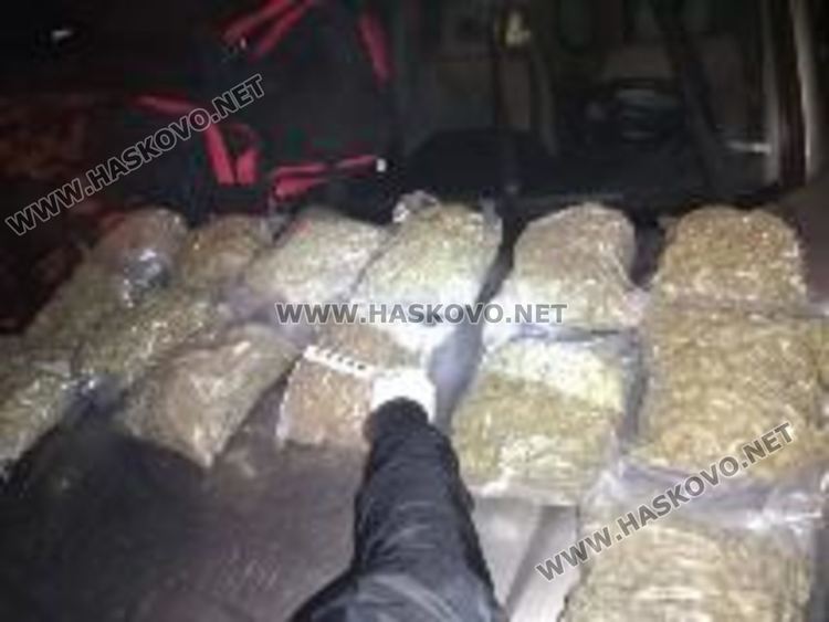 Спипаха 55-годишен с марихуана за близо 50 бона