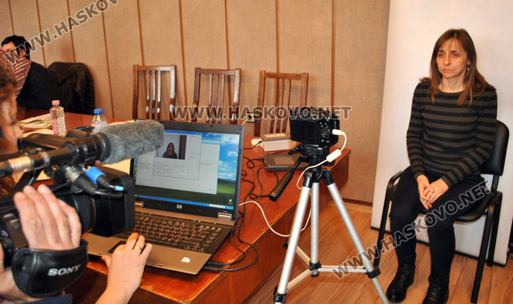 70 данъчни и техни близки подмениха лични документи в НАП