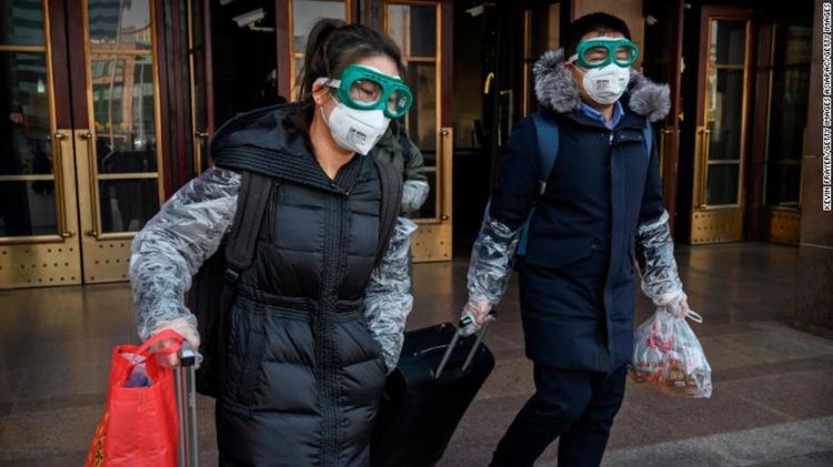 Интензивно търсене на маски за лице, но ефективни ли са срещу коронавуса