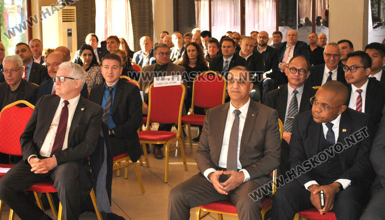 Бизнесът иска по-ниски цени на тока