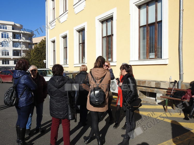 Организаторите на подписката за Дома на културата не дойдоха на  среща с кмета на общината