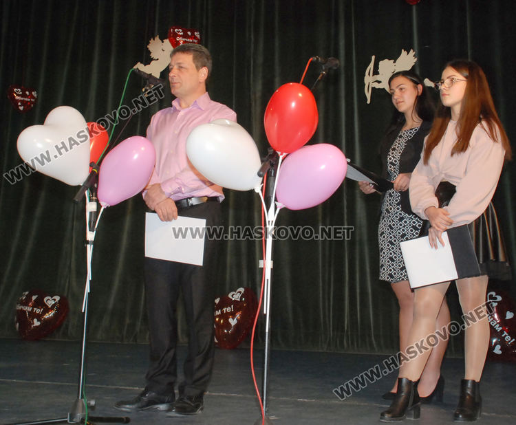 Наградиха победителите в конкурса "Чудото любов"