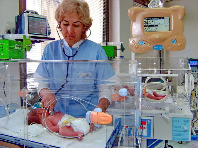 Признателни сме за направените дарения, бебчетата също усещат, че са в комфортни условия, , коментира началникът на отделението д-р Хризантема Георгиева