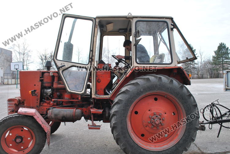 Млади фермери показаха знания за регионалното състезание в Ямбол